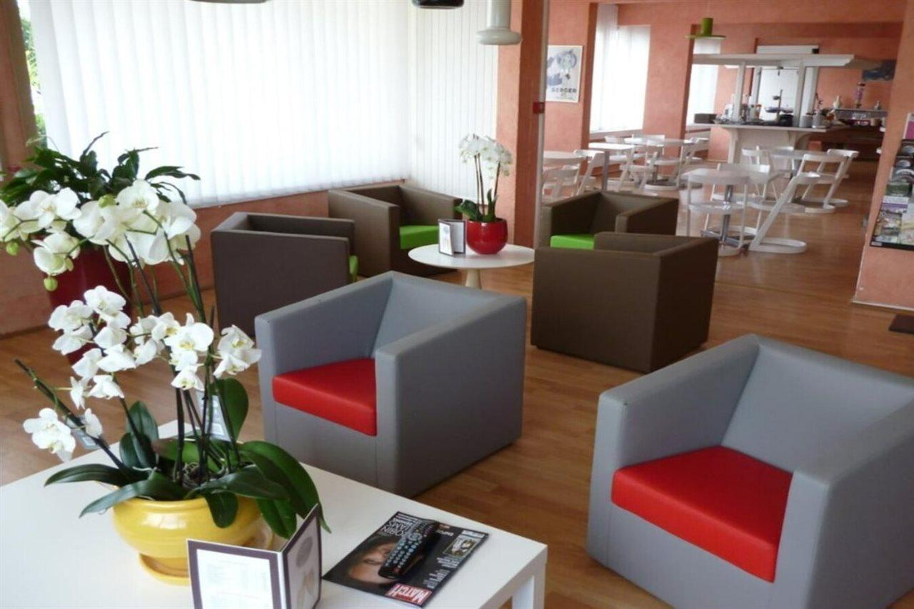 Hotel Du Val Vert Пуйи-ан-Оксоа Екстериор снимка